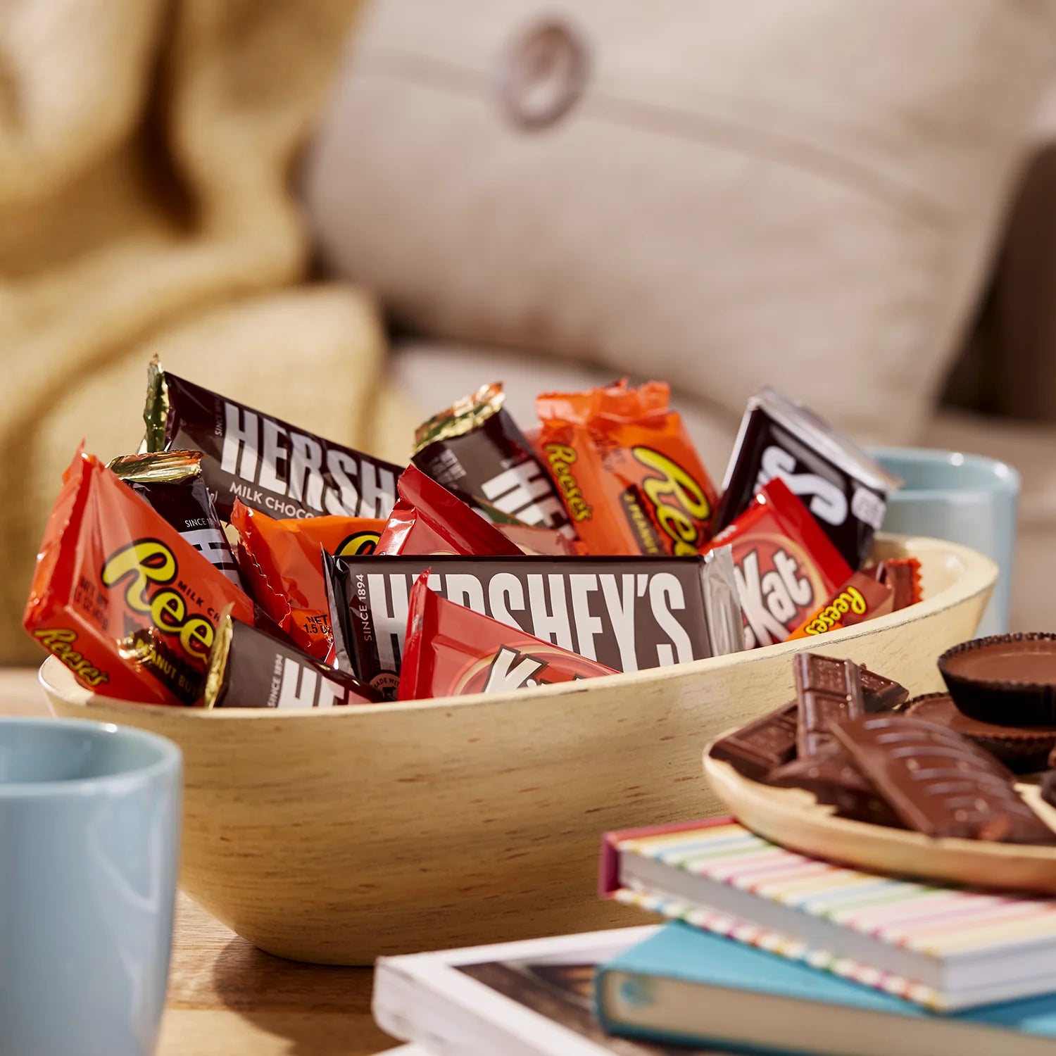 Milk Chocolate Assortment Candy Bars, Individually Wrapped, 45 oz, 30 Piece F41788