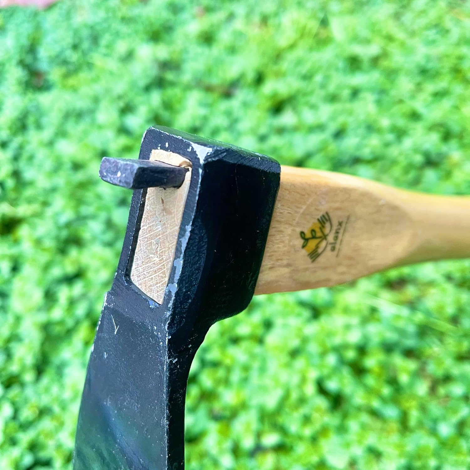 14 Inch Wide Japanese Carbon Steel Garden Hoe with Oak Wooden Handle I88542