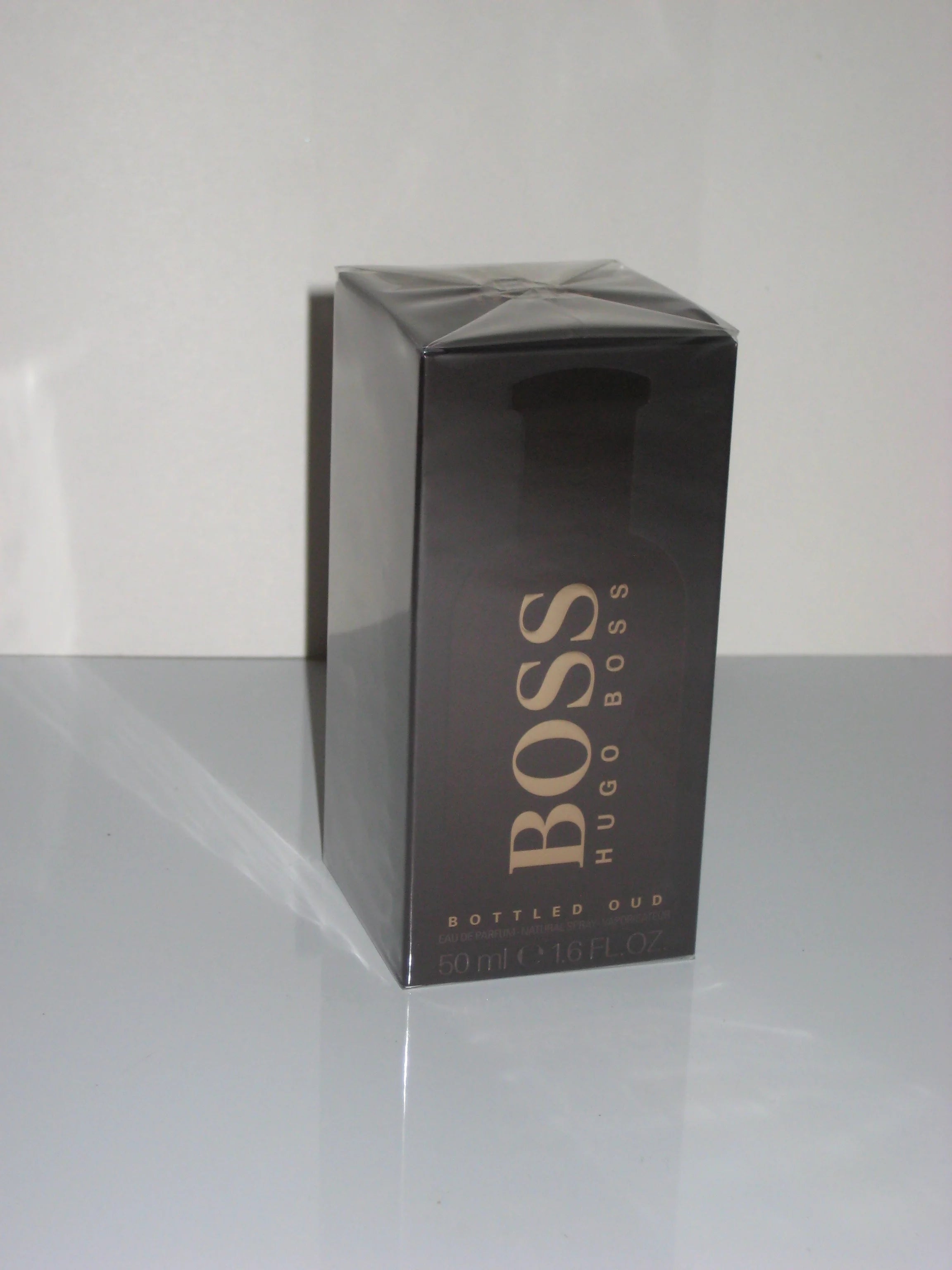 1.6 Oz Eau De Parfum Spray V418