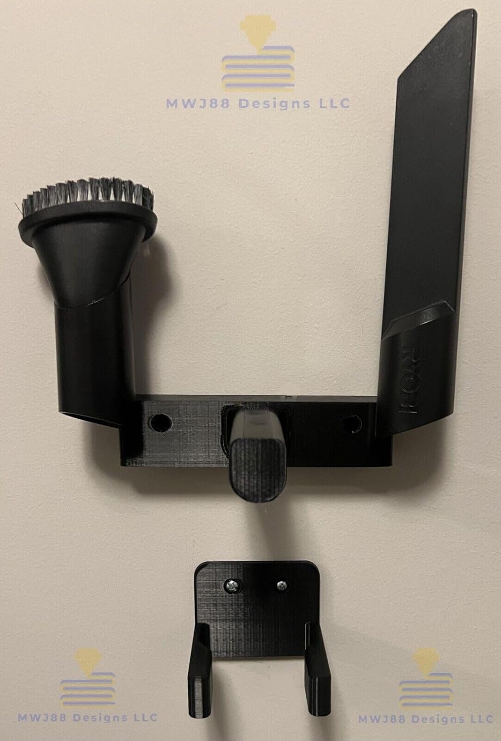 Black Wall Mount for Stick Vac Q729