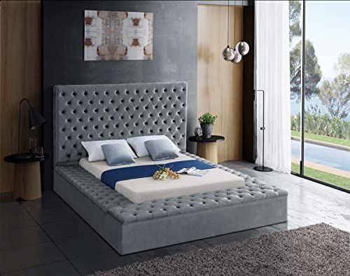 Black Velvet Upholstered Queen Bed with Storage I66091