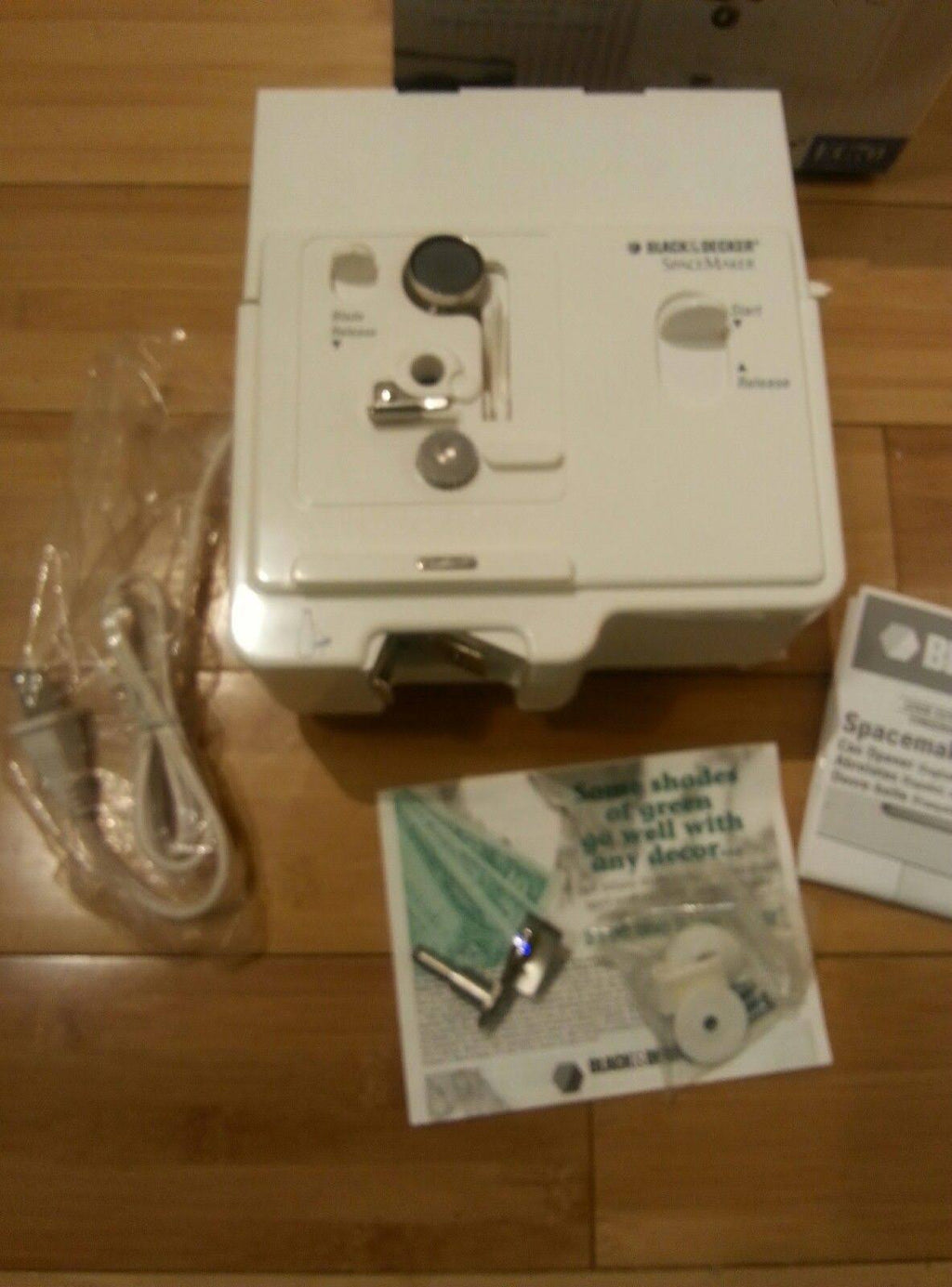Under Cabinet Electric Can Opener A336