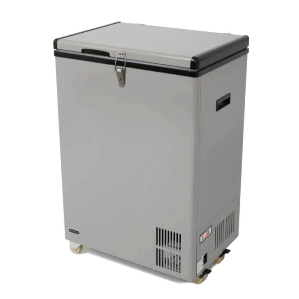 95 Quart Portable Wheeled Freezer B6664