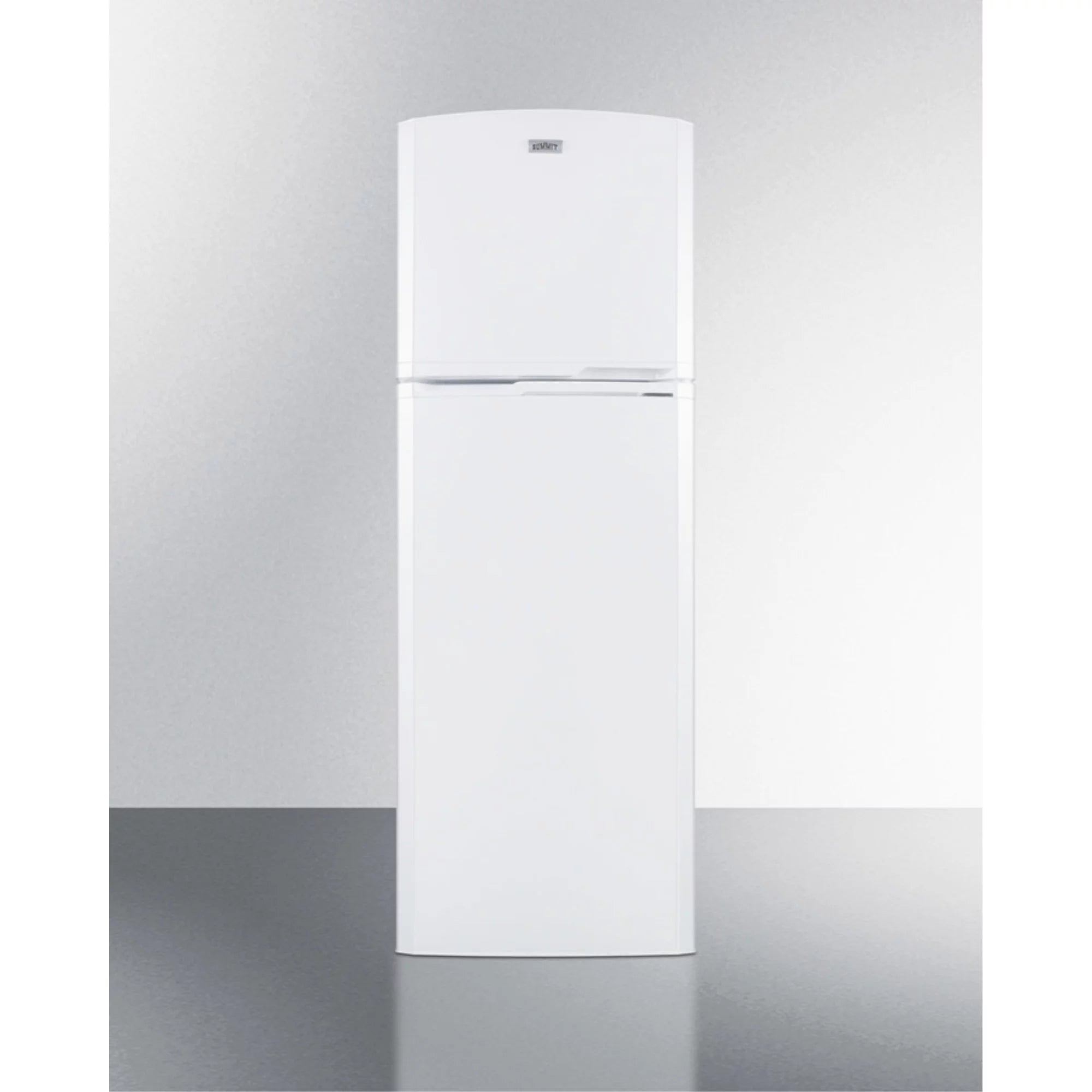 8.8 cu.ft. frost-free refrigerator-freezer in white with factory installed icemaker C43555