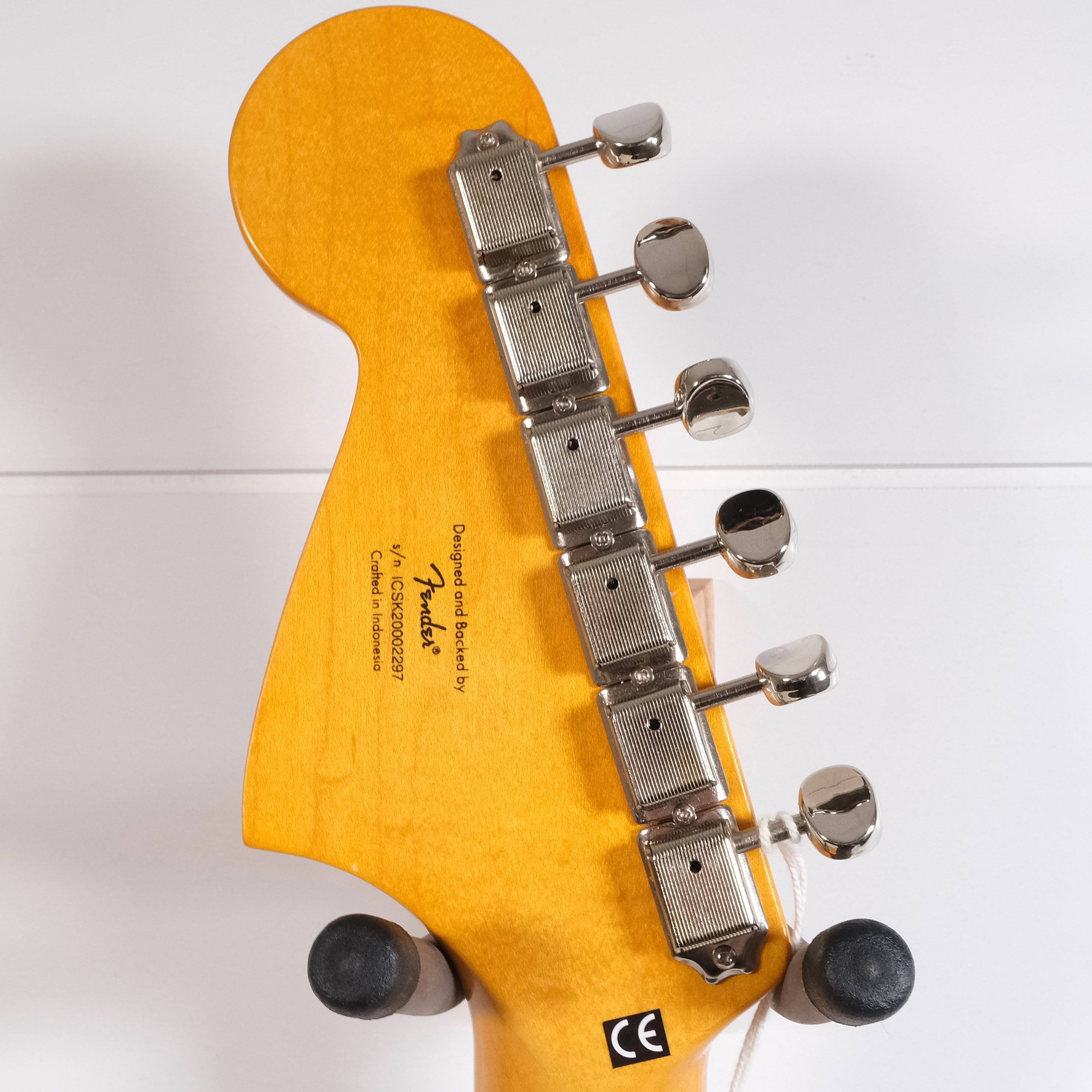 3-Color Sunburst Electric Guitar G825