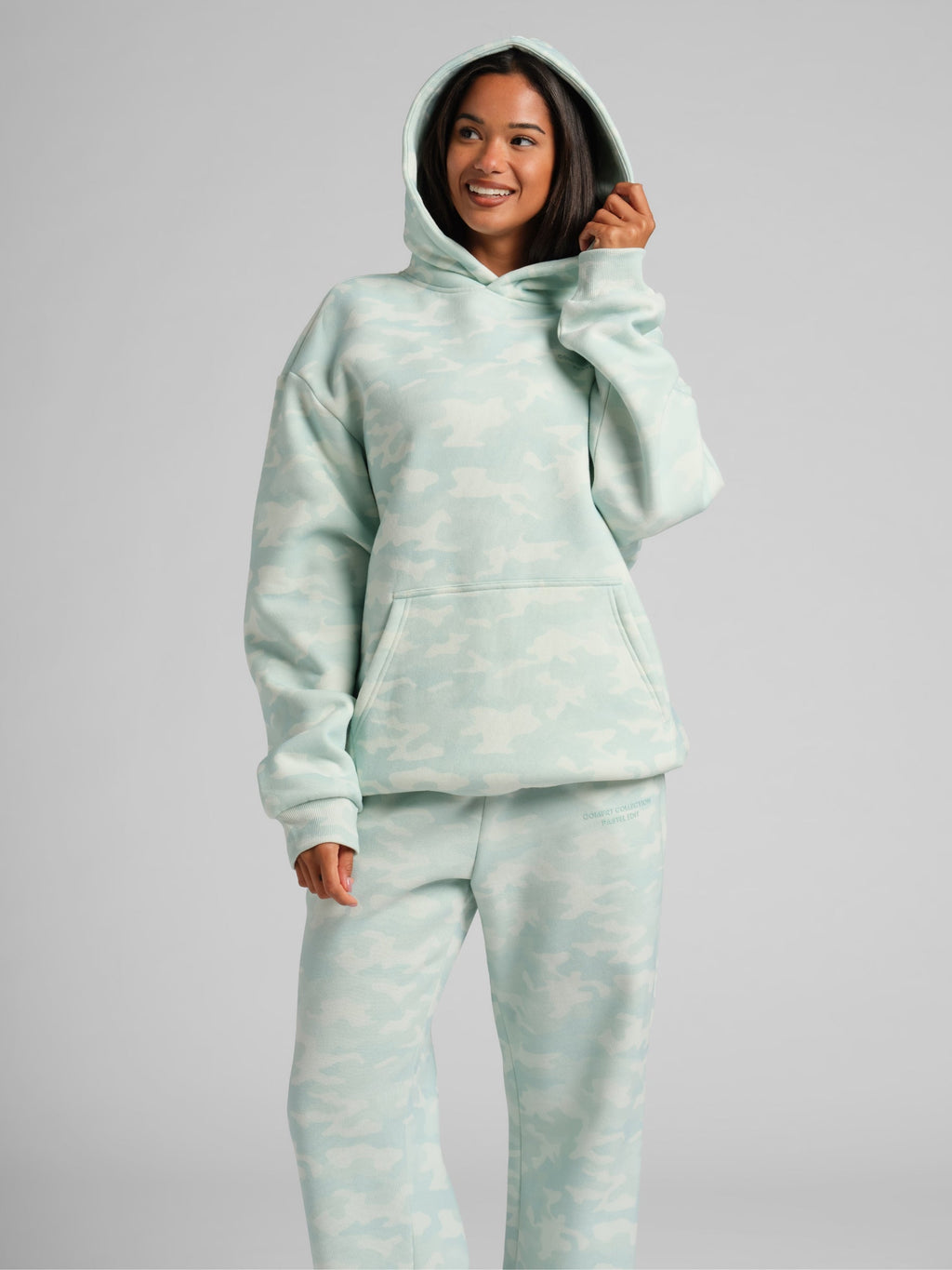 Pastel Hoodie – Mega