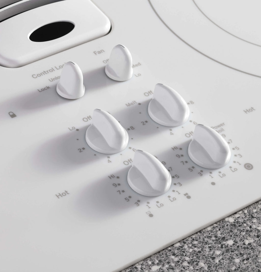 White 30 inch Downdraft Electric Cooktop D817