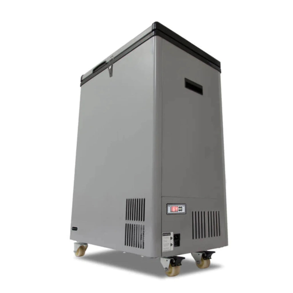 95 Quart Portable Wheeled Freezer B6664