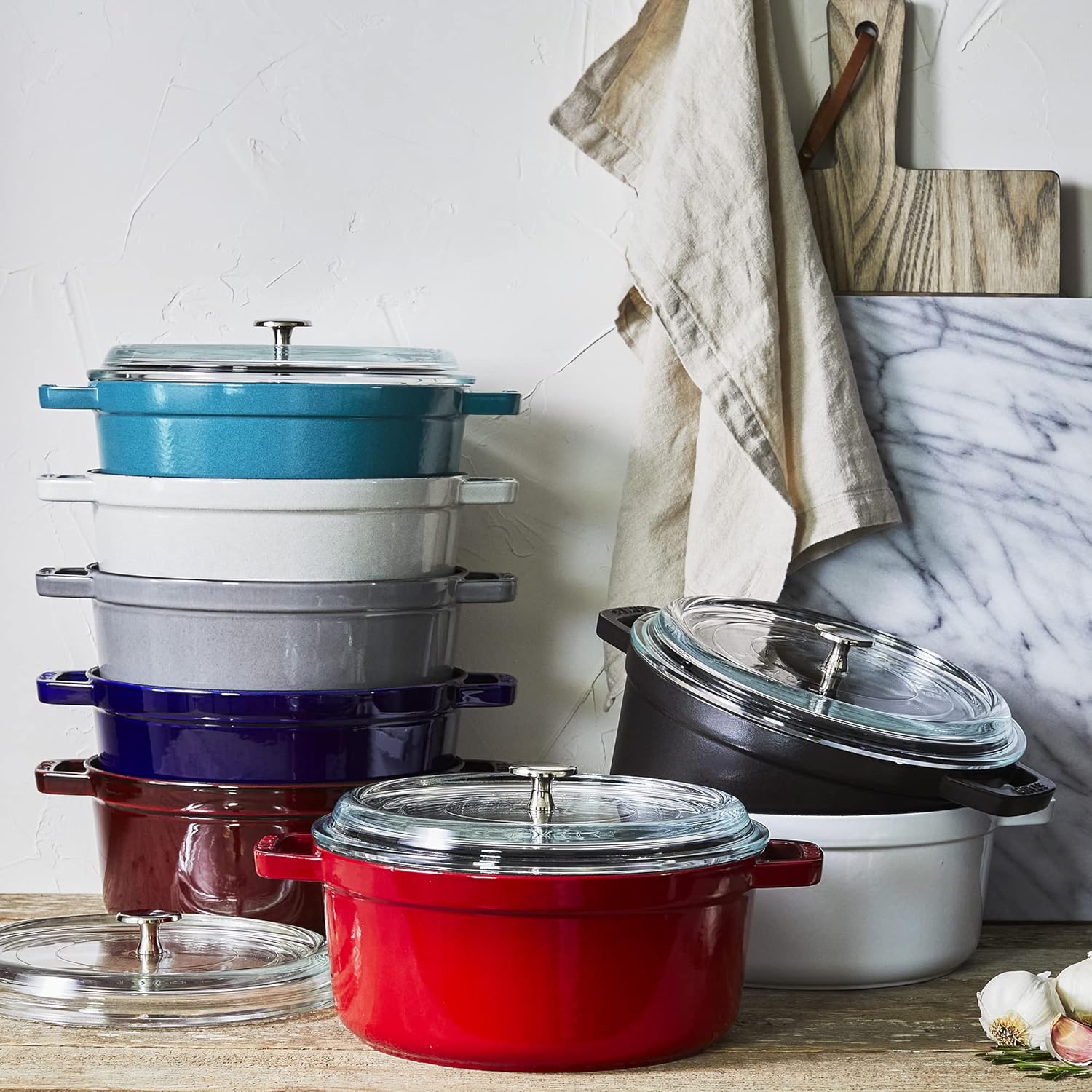 Black Cast Iron Dutch Oven 4-qt Round Cocotte with Glass Lid Y62022