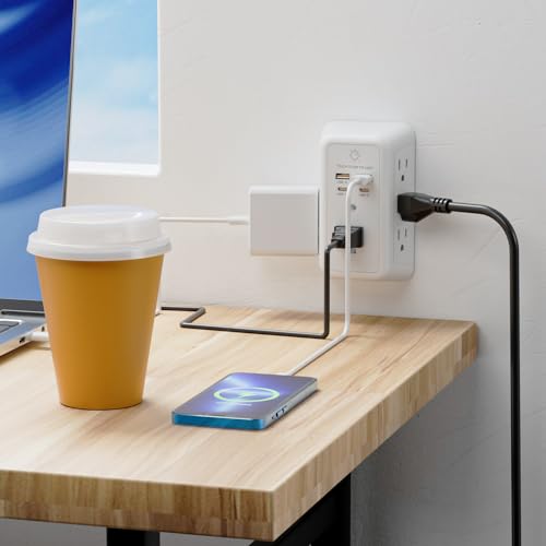 3-Sided Wall Charger Surge Protector with Night Light, 2 USB C and 2 USB Ports O149509