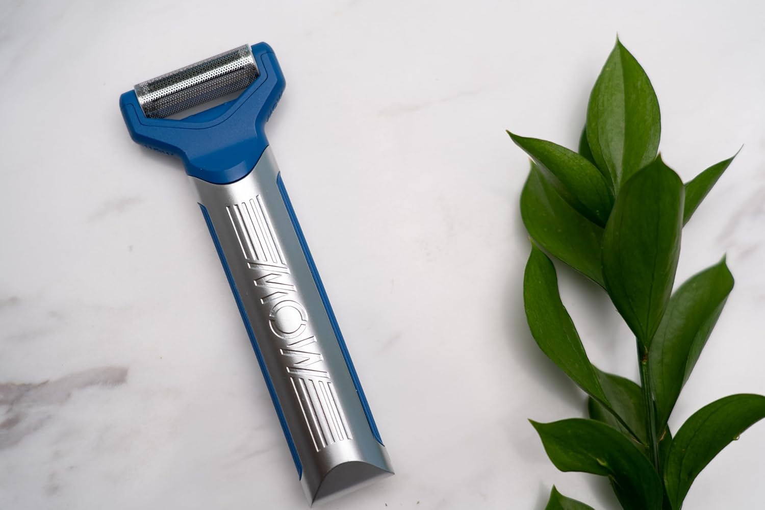Rechargeable Micro-Shaver Electric Razor with Rolling Head D918