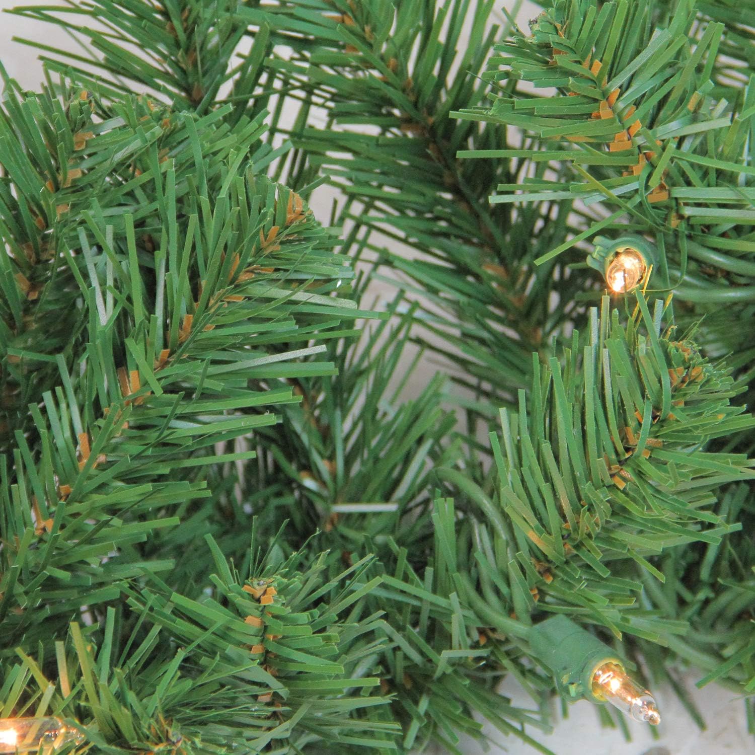 5-Piece Pre-Lit Artificial Christmas Set with Clear Lights E898