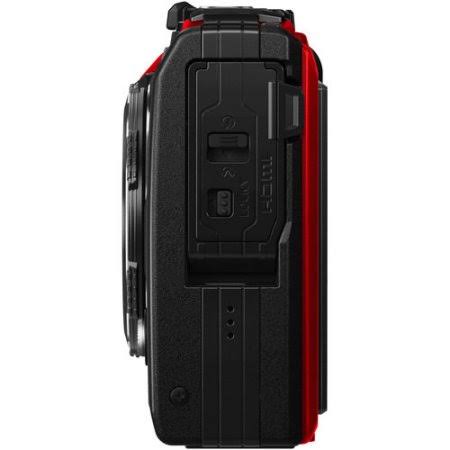 Red Digital Camera with Accessory Bundle F612148