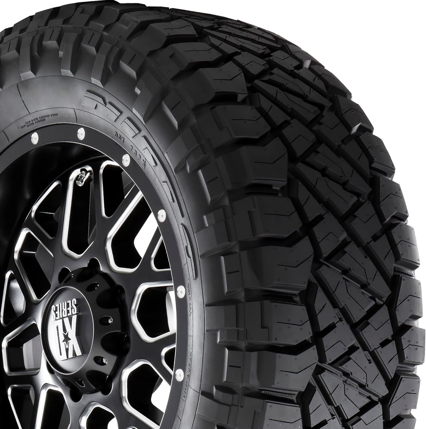 LT325/60R20 126/123Q E/10 Tire T344