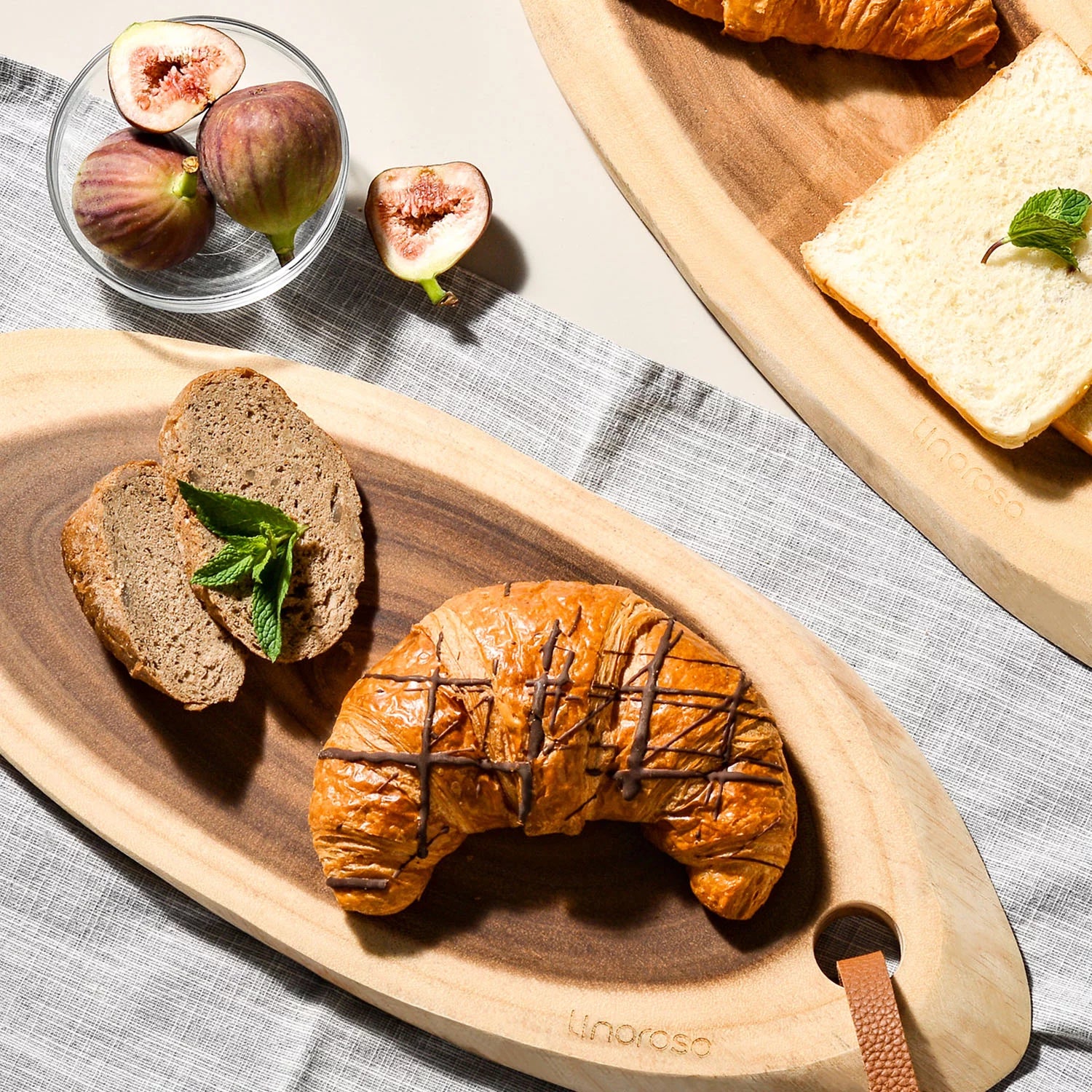 Acacia Wood Charcuterie Board 20 in C10521