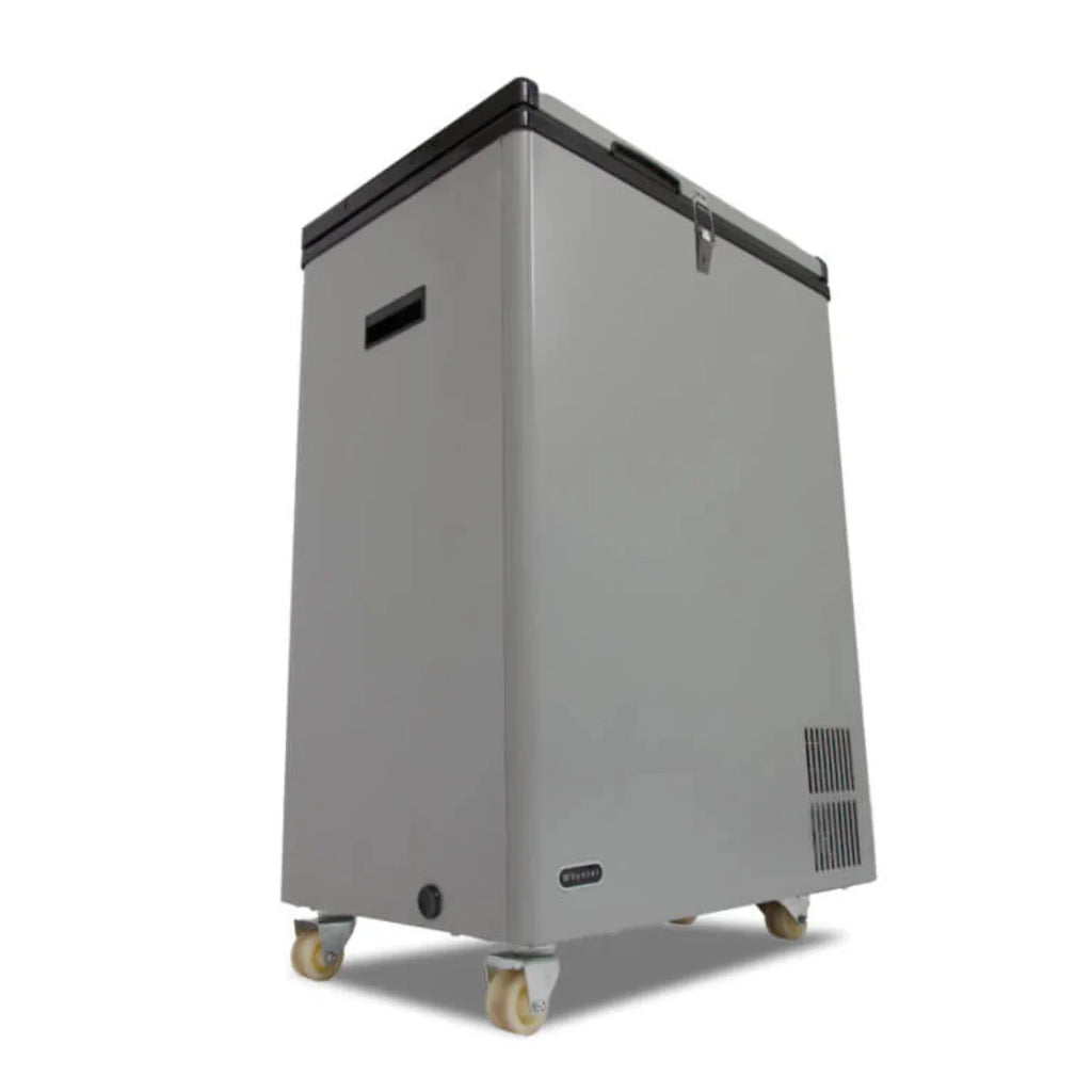 95 Quart Portable Wheeled Freezer B6664