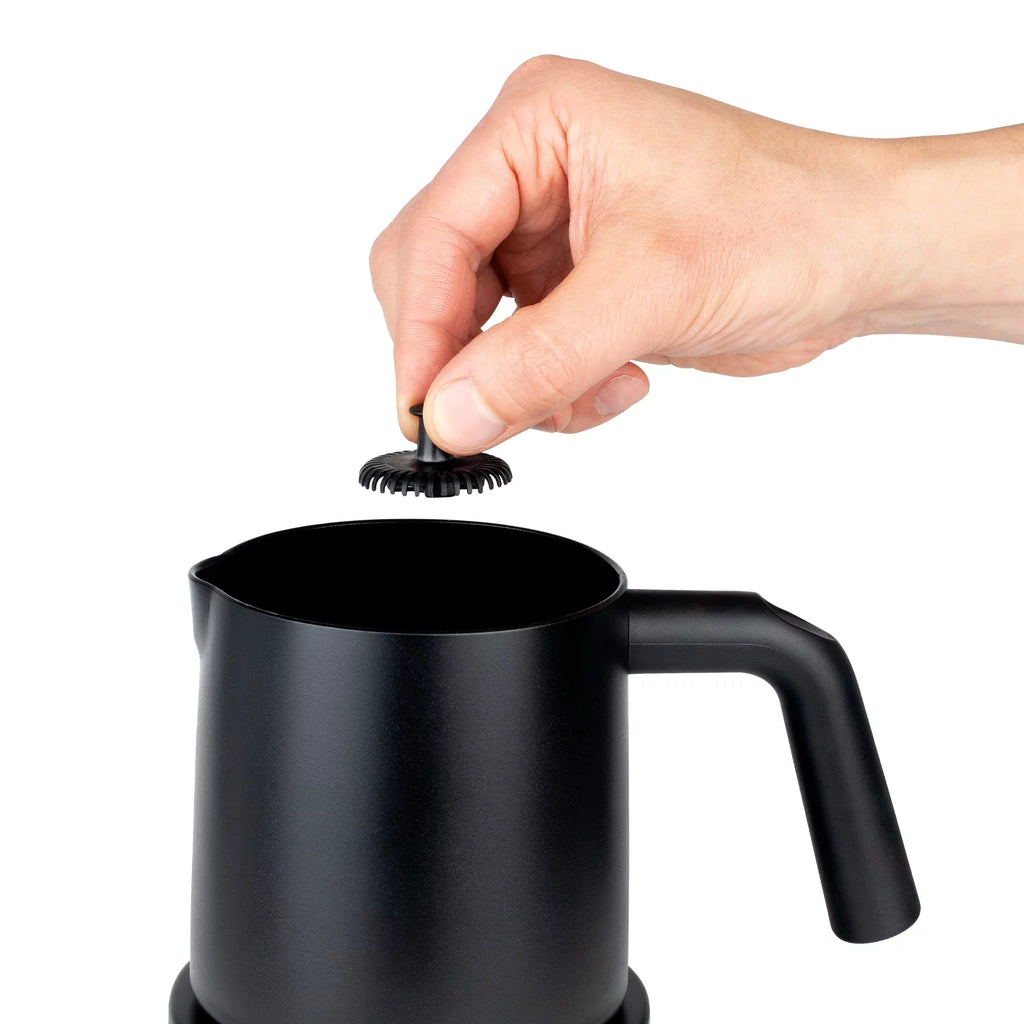 Automatic Milk Frother & Hot Chocolate Maker with BPA Free Pitcher E7336